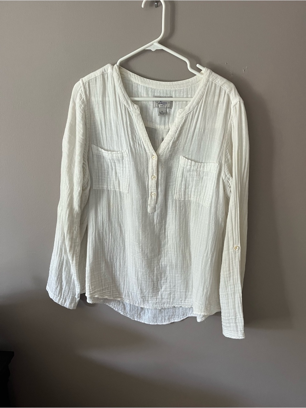 G.H. Bass & Co. White Long-Sleeve Button Henley Tunic